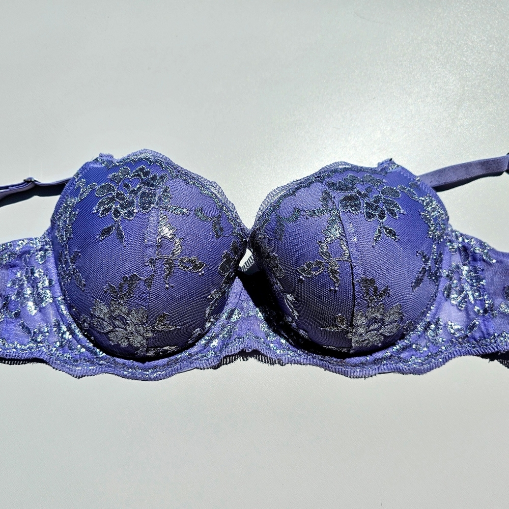 Victoria's Secret Wired, Lined Demi Bra - Lavender - size 34D